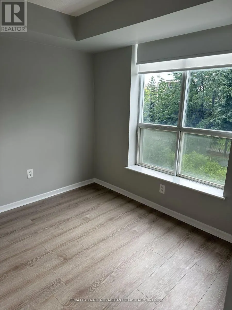 312 - 21 OVERLEA BOULEVARD