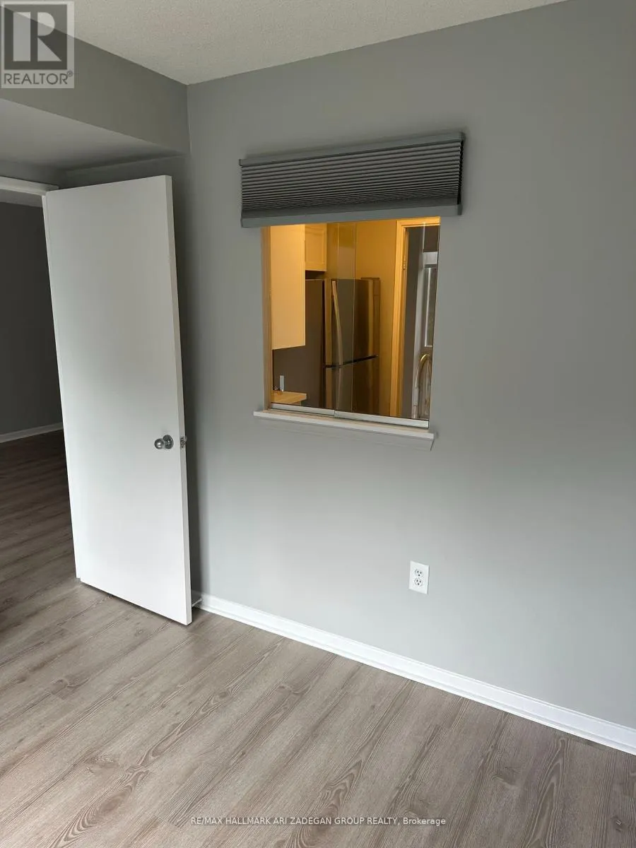 312 - 21 OVERLEA BOULEVARD