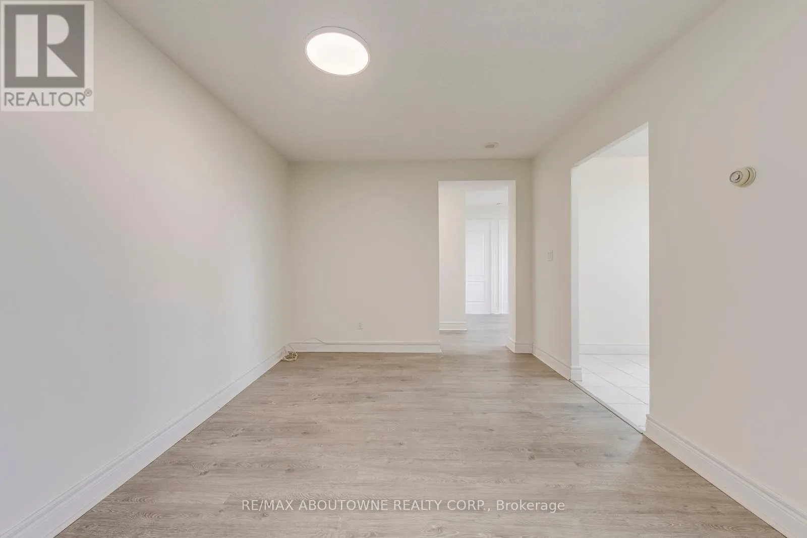 1805 - 5418 YONGE STREET