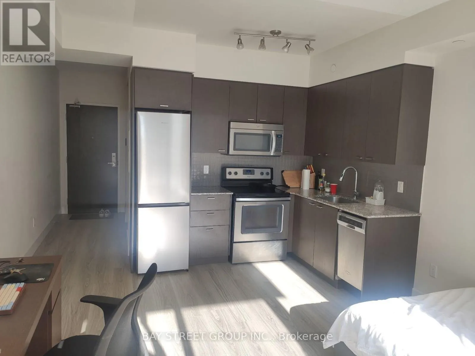 310 - 88 SHEPPARD AVENUE E