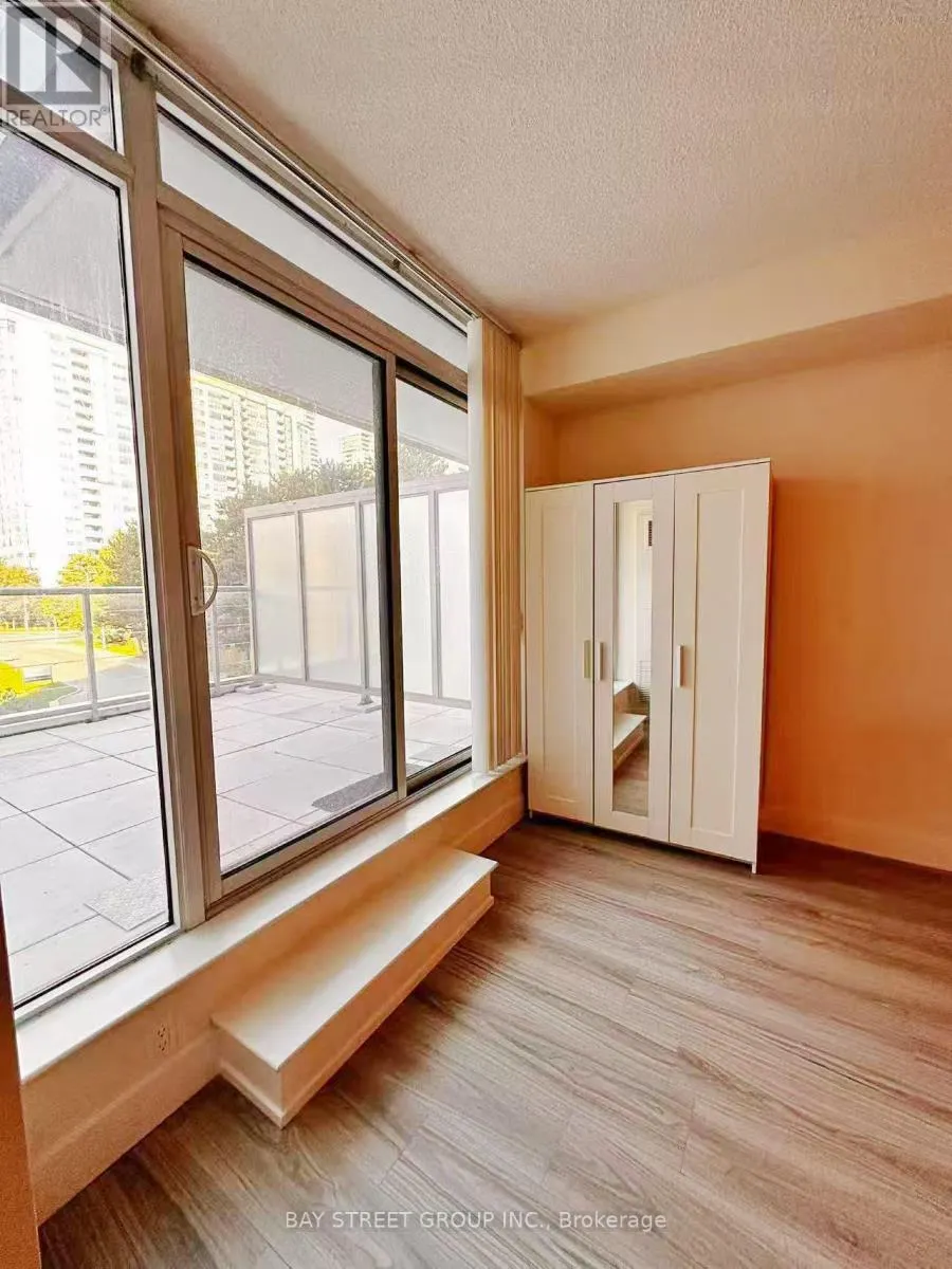 310 - 88 SHEPPARD AVENUE E