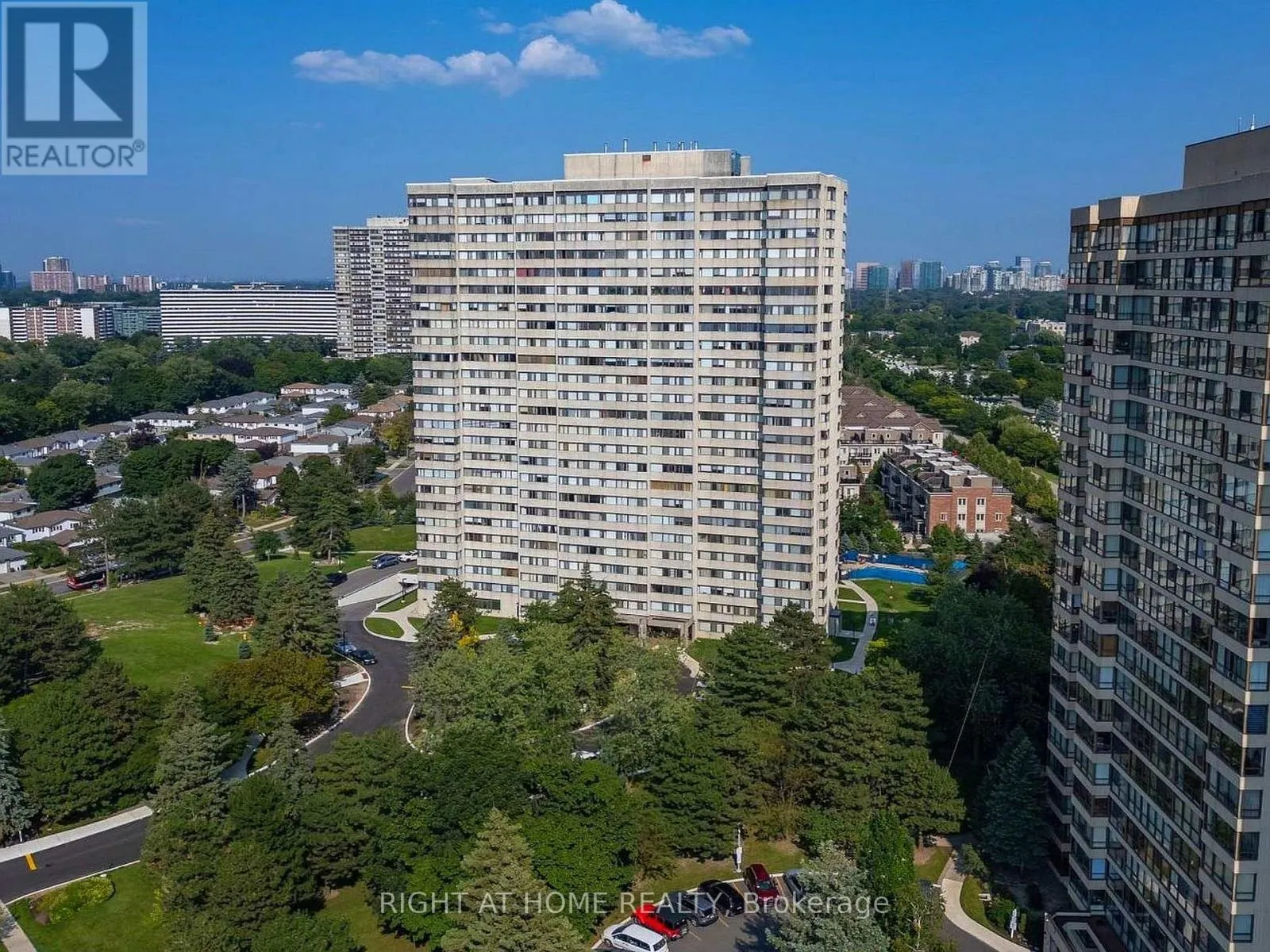 2503 - 133 TORRESDALE AVENUE