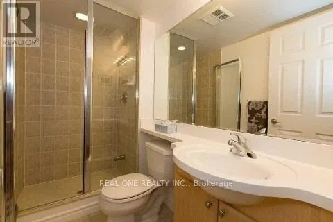 1511 - 763 BAY STREET