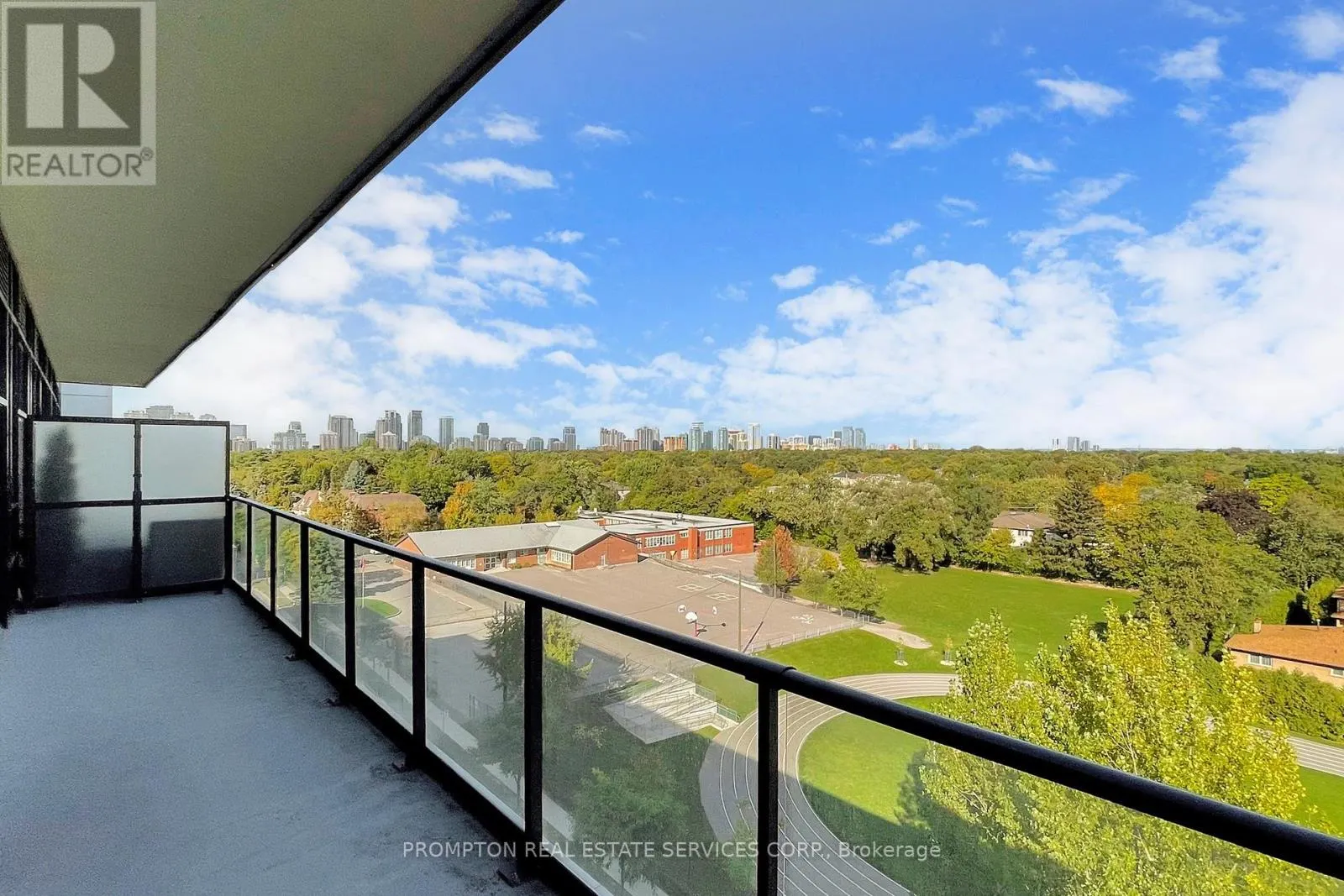 PH703 - 399 SPRING GARDEN AVENUE