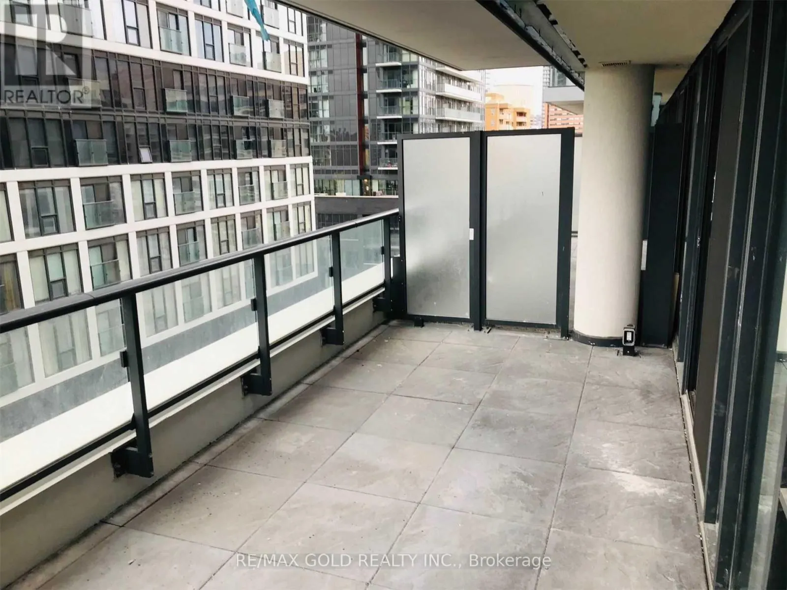 919 - 251 JARVIS STREET