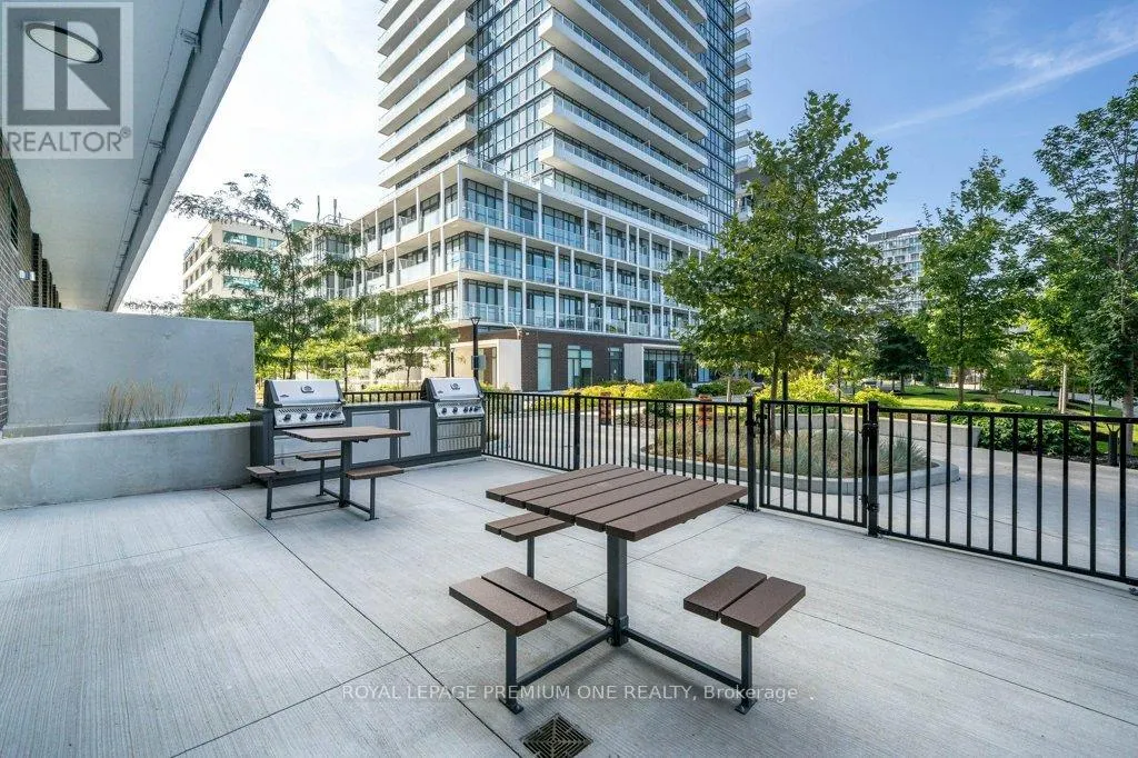 1608 - 188 FAIRVIEW MALL DRIVE