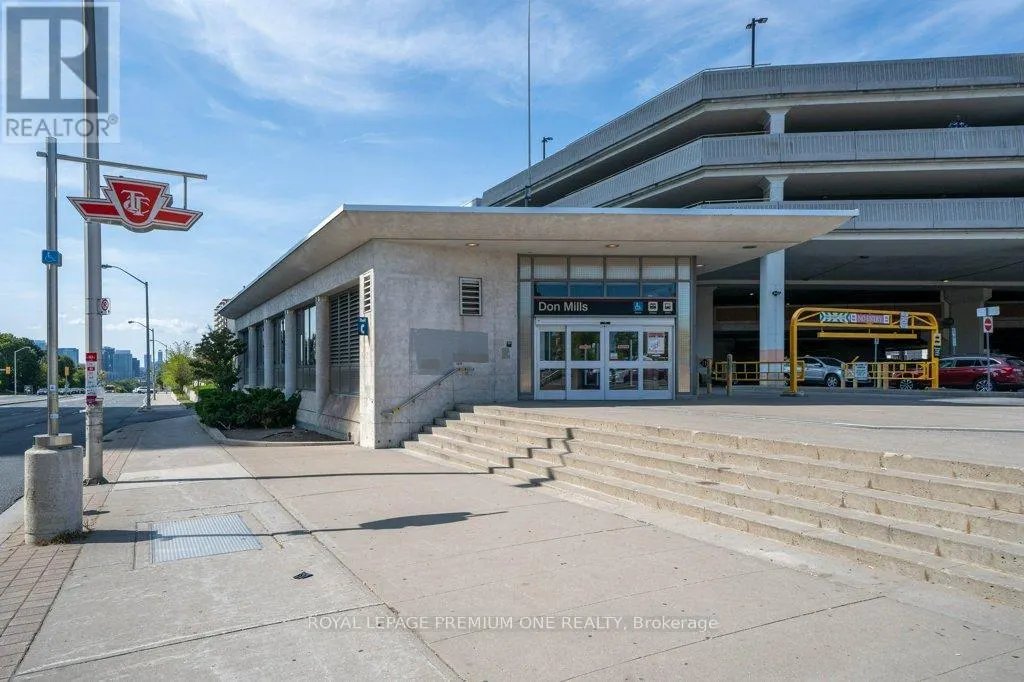 1608 - 188 FAIRVIEW MALL DRIVE