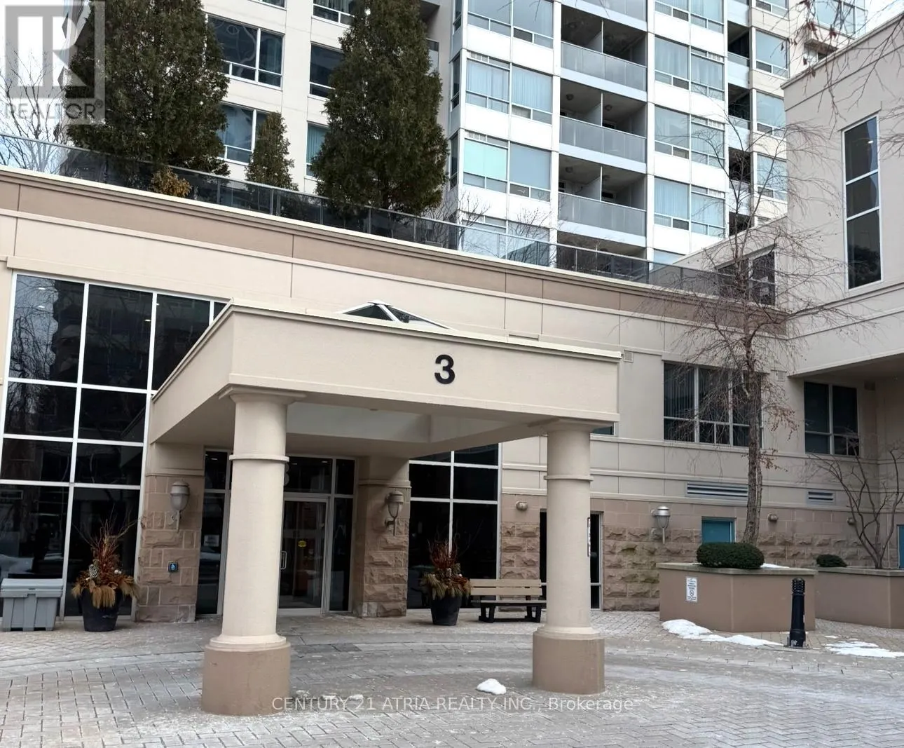 1111 - 3 REAN DRIVE