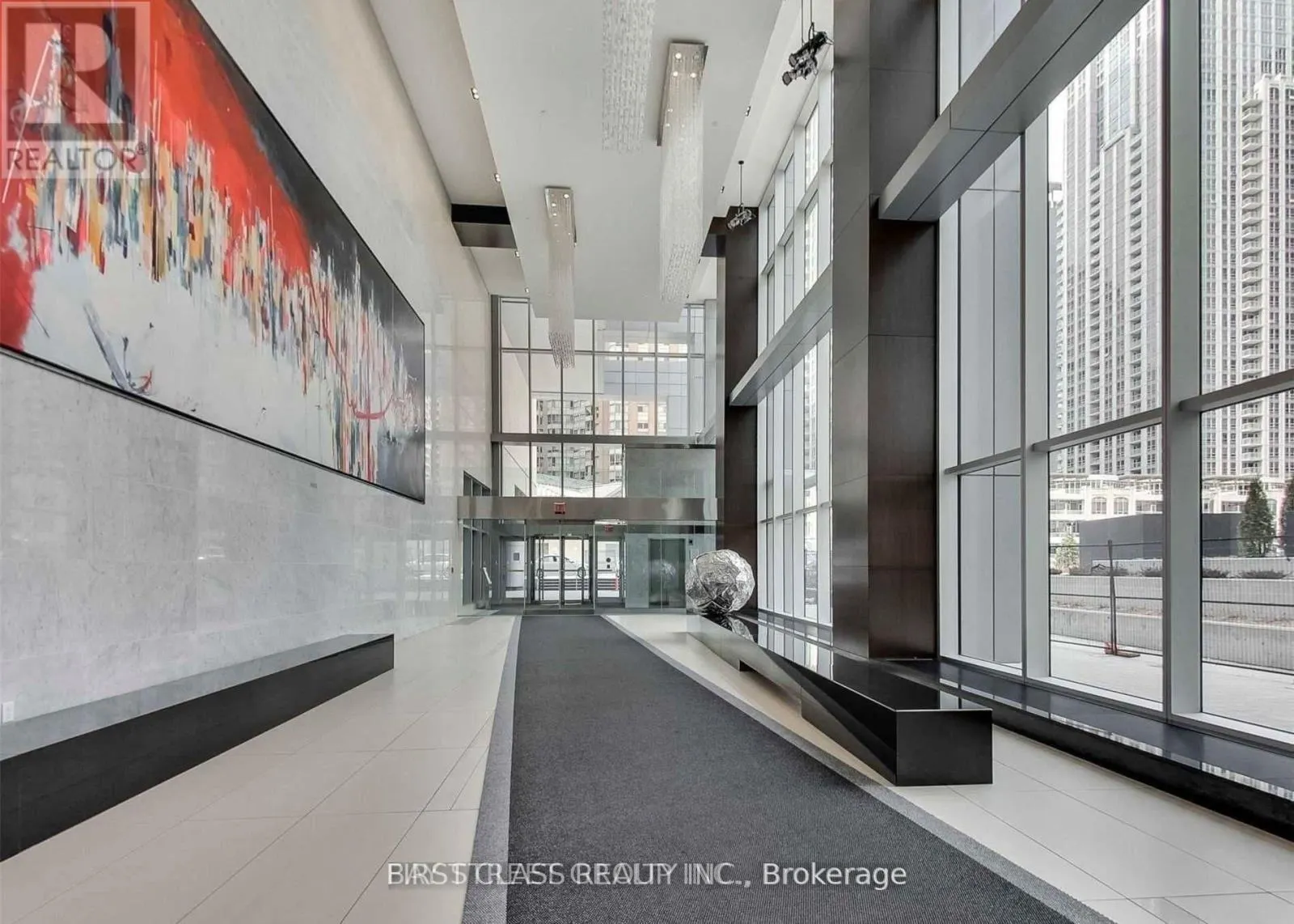 1117 - 386 YONGE STREET
