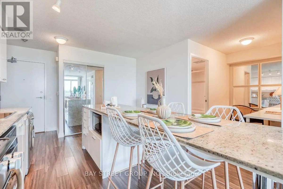 512 - 29 SINGER COURT