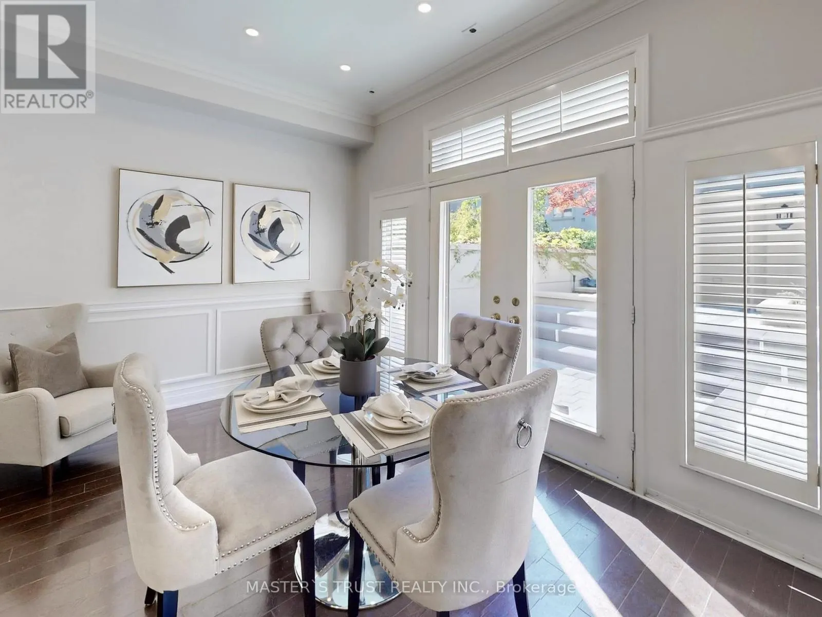 11 - 260 RUSSELL HILL ROAD