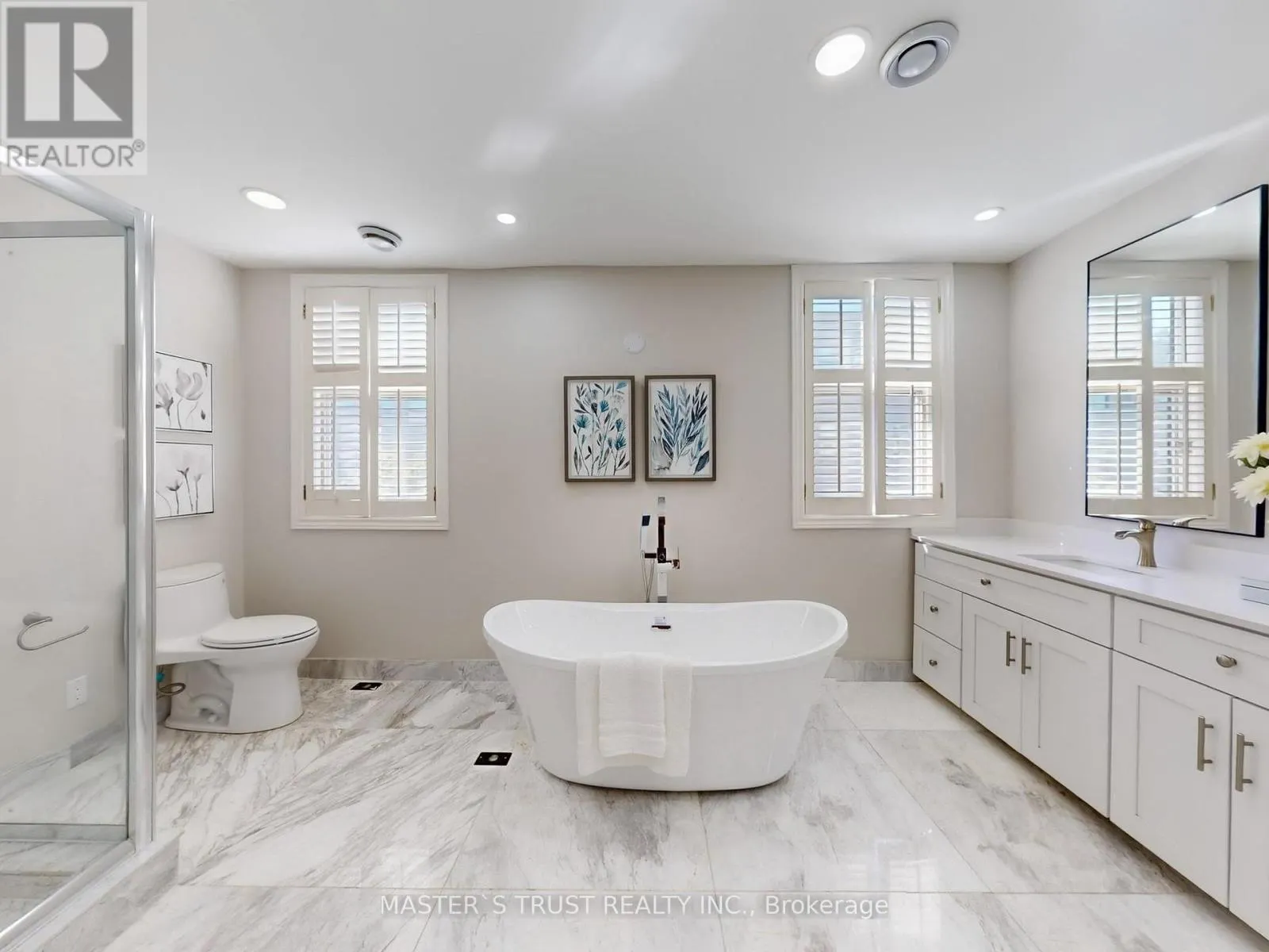 11 - 260 RUSSELL HILL ROAD