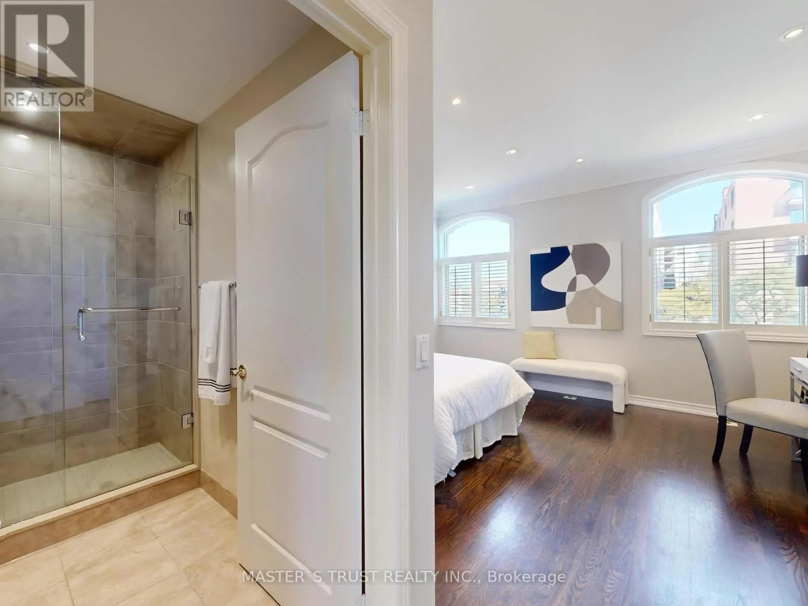 11 - 260 RUSSELL HILL ROAD