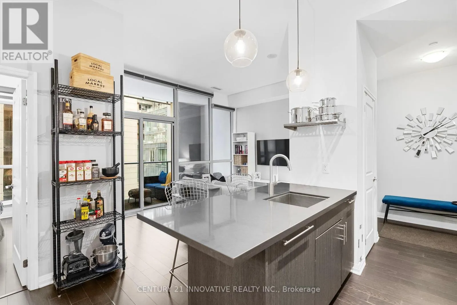 507 - 8 MERCER STREET