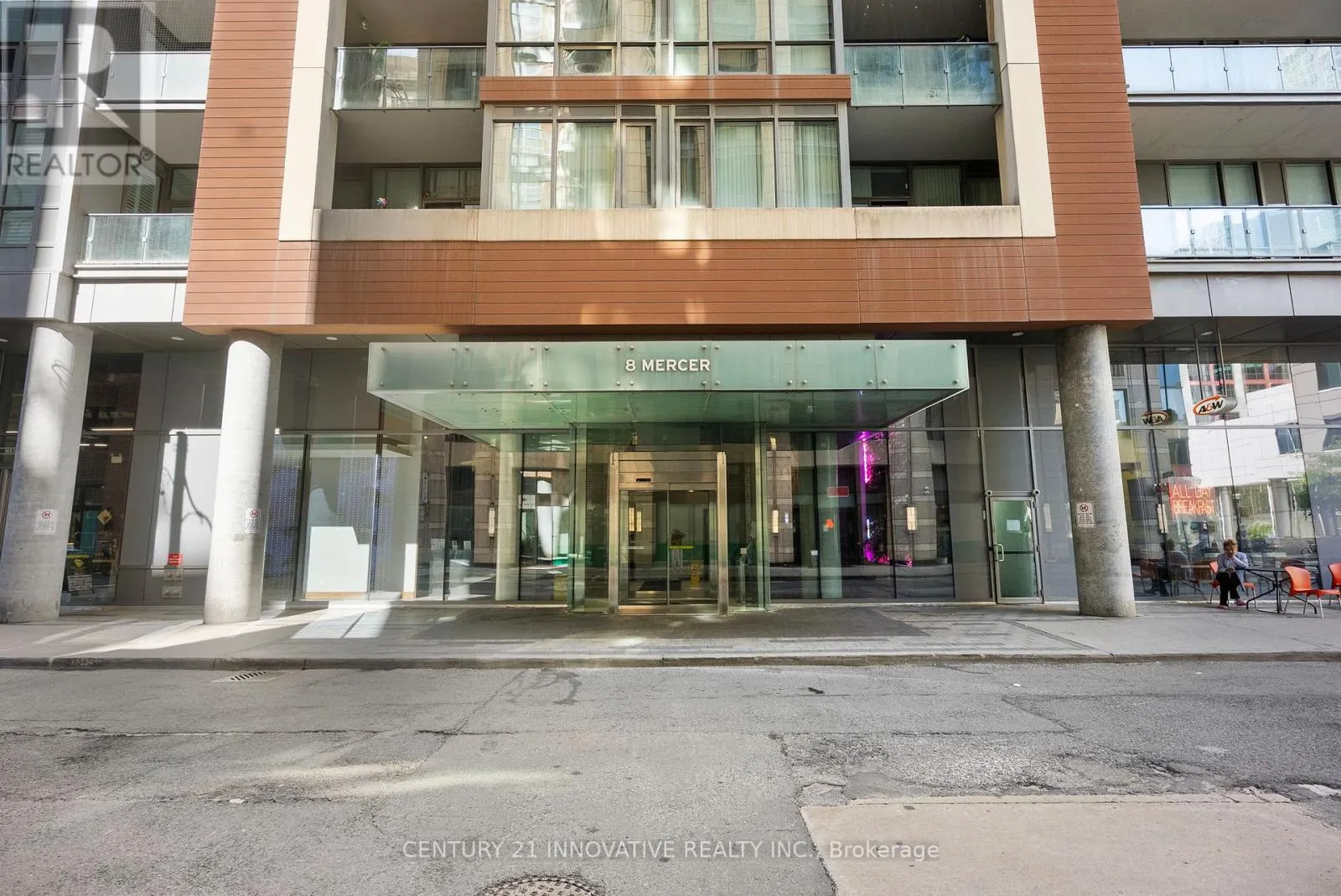 507 - 8 MERCER STREET