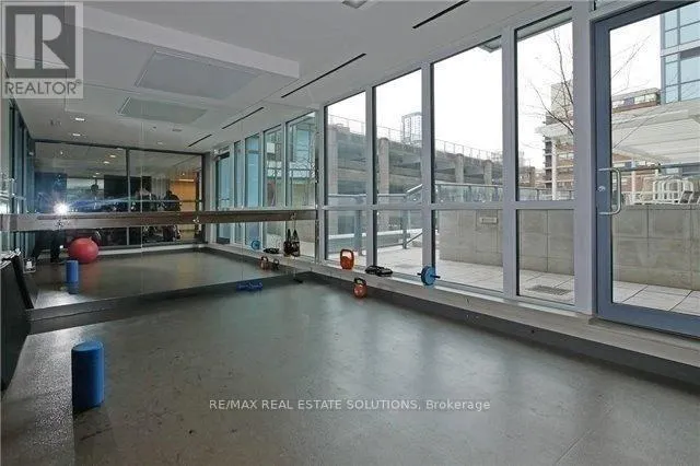 1303 - 210 SIMCOE STREET