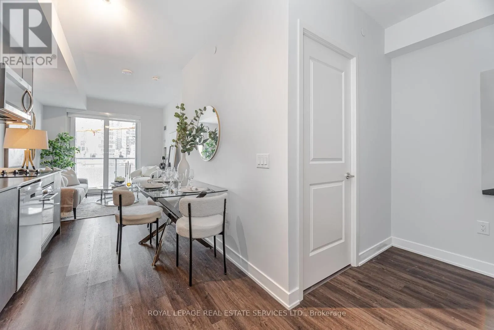 100 DALHOUSIE STREET