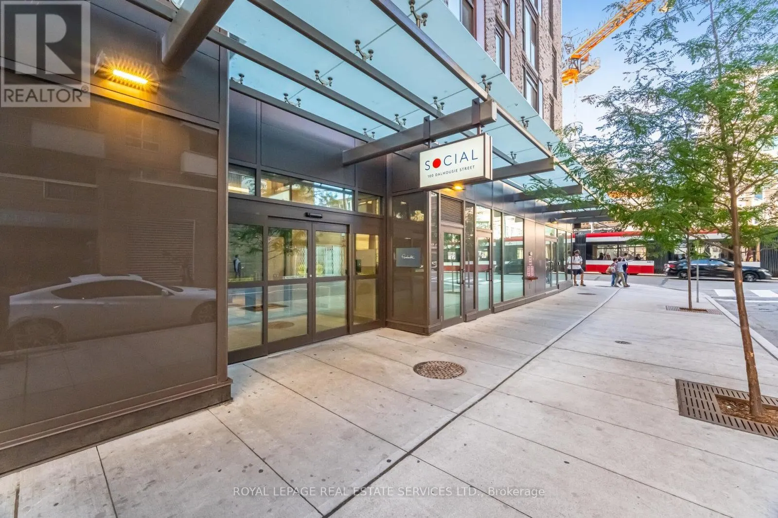 100 DALHOUSIE STREET