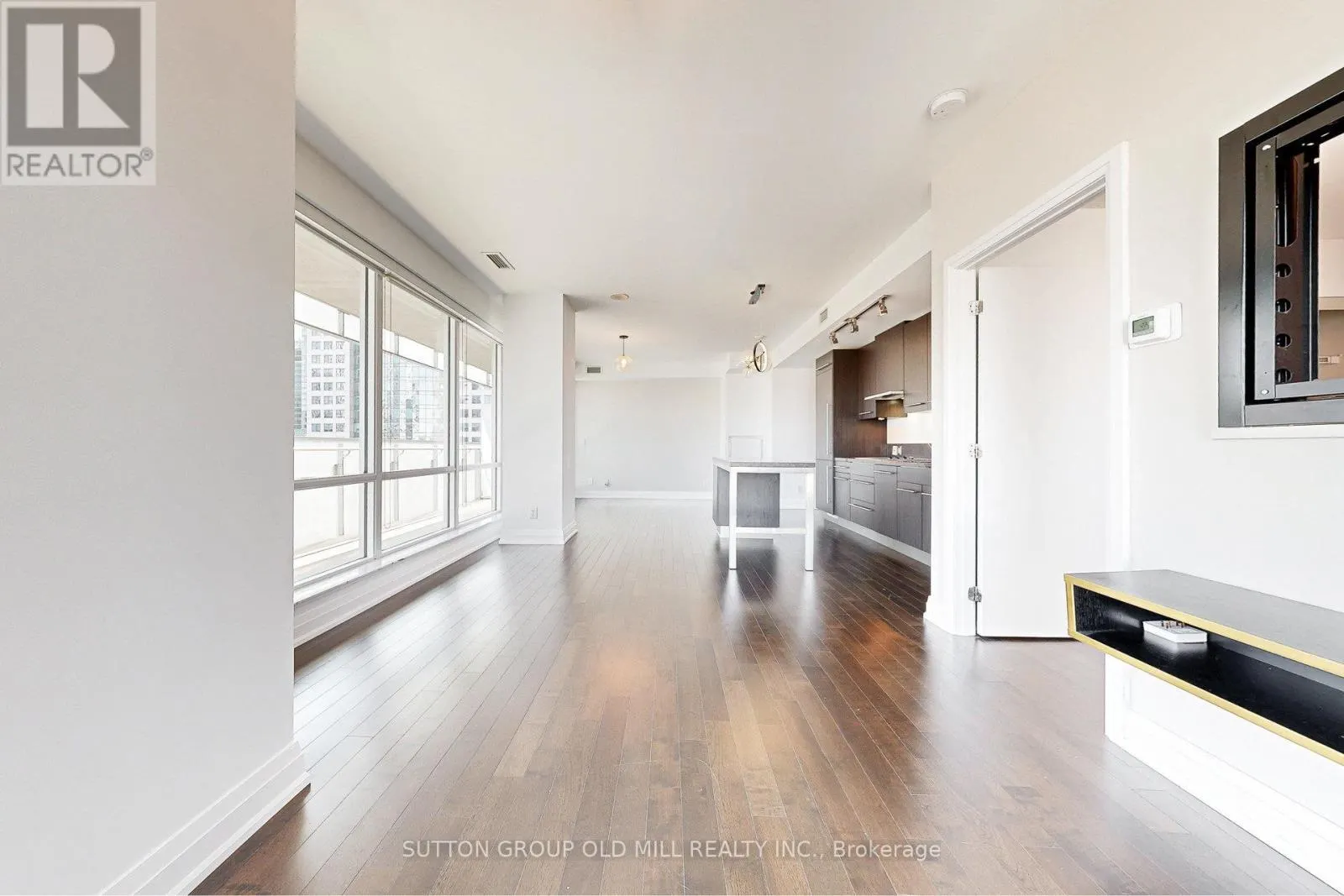 2009 - 80 JOHN STREET