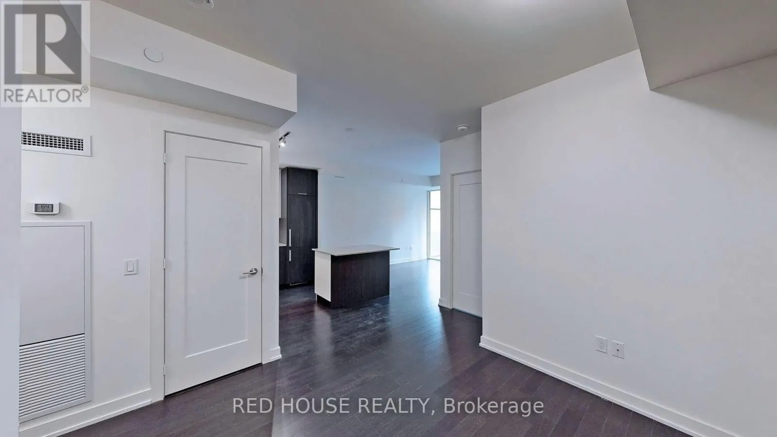 520 - 330 RICHMOND STREET W