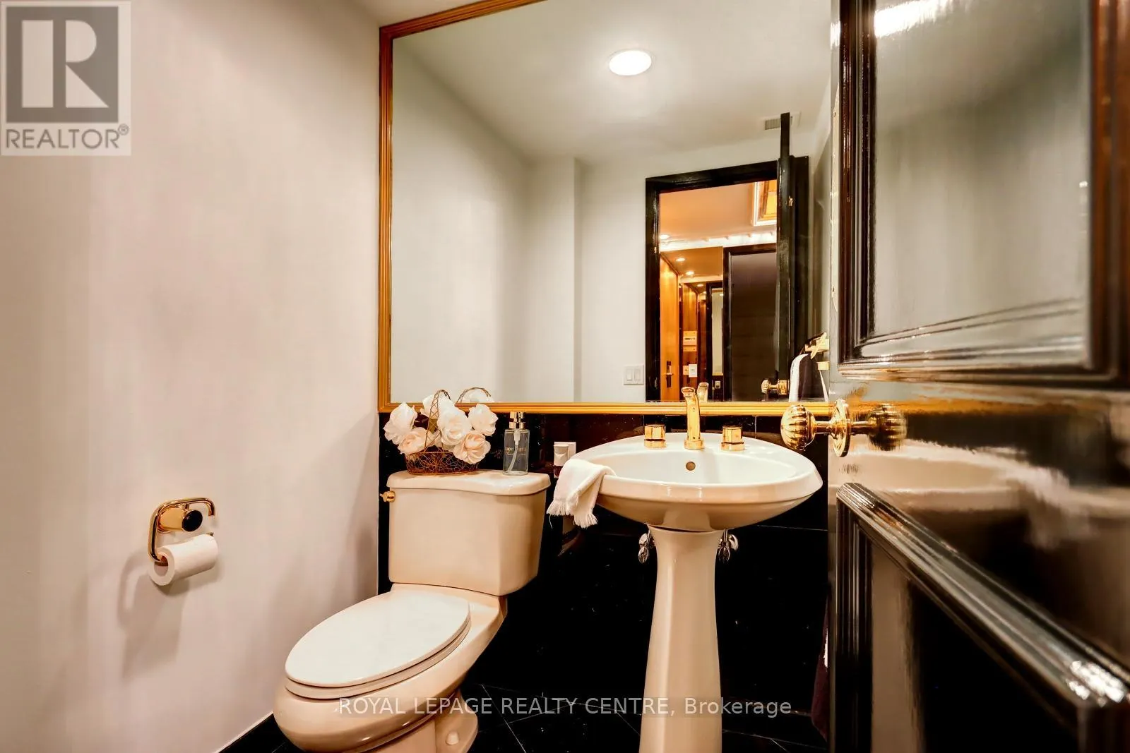 401W - 480 QUEENS QUAY W