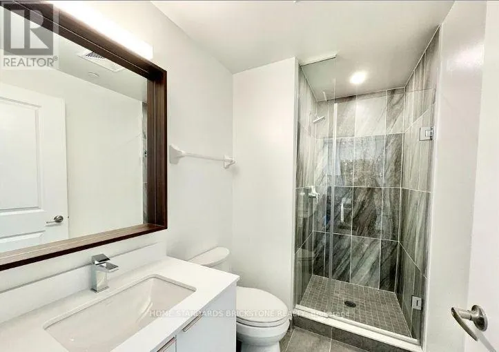 933 - 543 RICHMOND STREET W