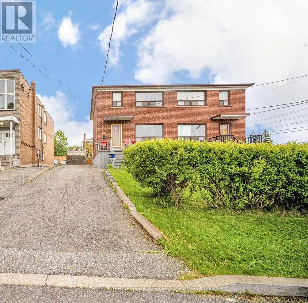 3 STANSTEAD DRIVE