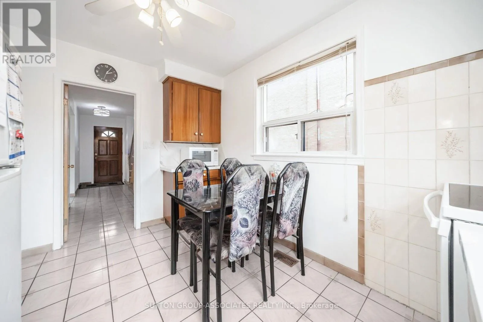 3 STANSTEAD DRIVE