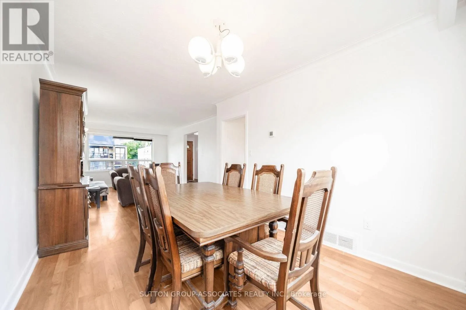 3 STANSTEAD DRIVE