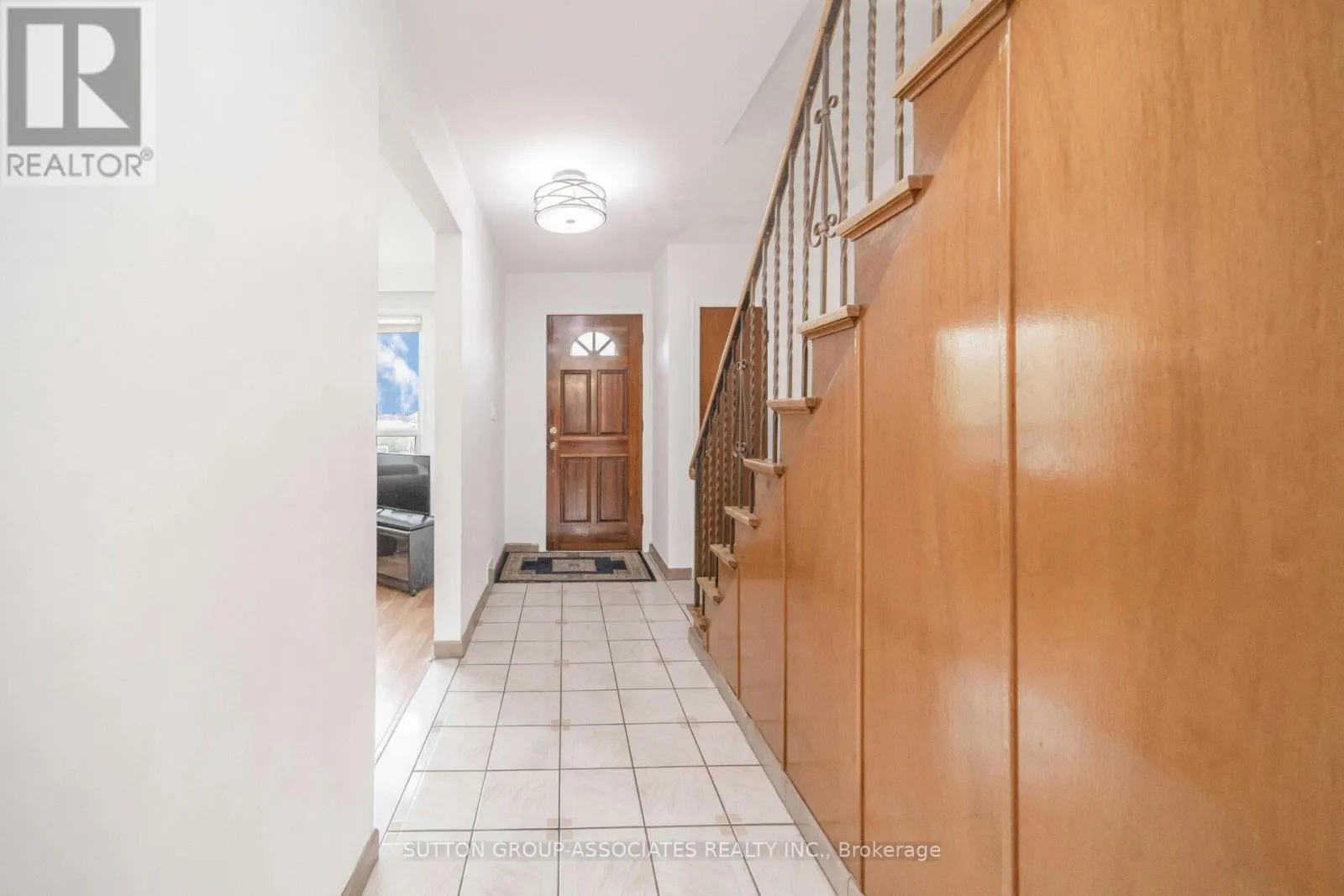 3 STANSTEAD DRIVE