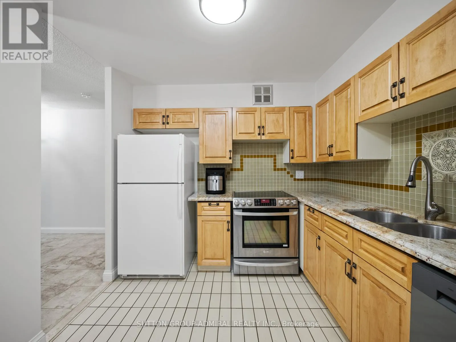 312 - 45 CARLTON STREET