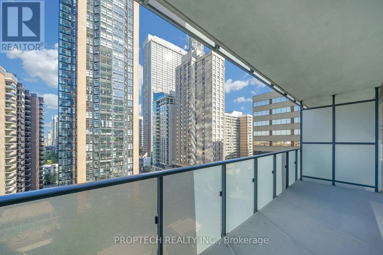1009 - 1080 BAY STREET