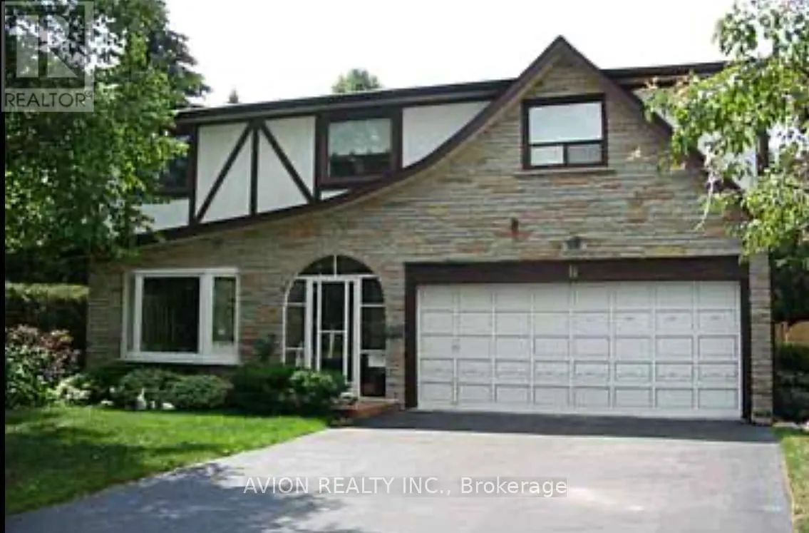 6 ROLLINGWOOD DRIVE