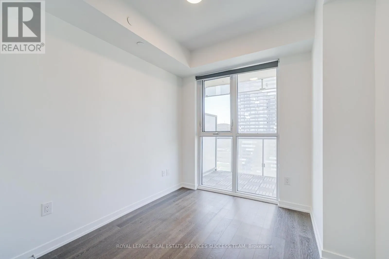2110 A - 15 LOWER JARVIS STREET