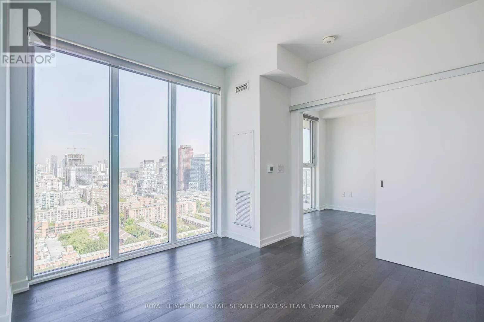 2110 A - 15 LOWER JARVIS STREET