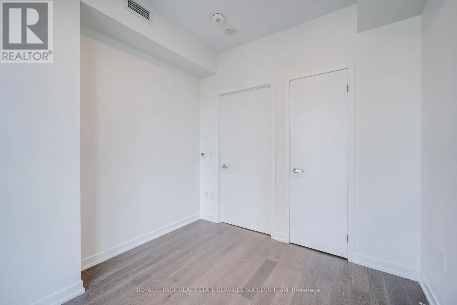 2110 A - 15 LOWER JARVIS STREET