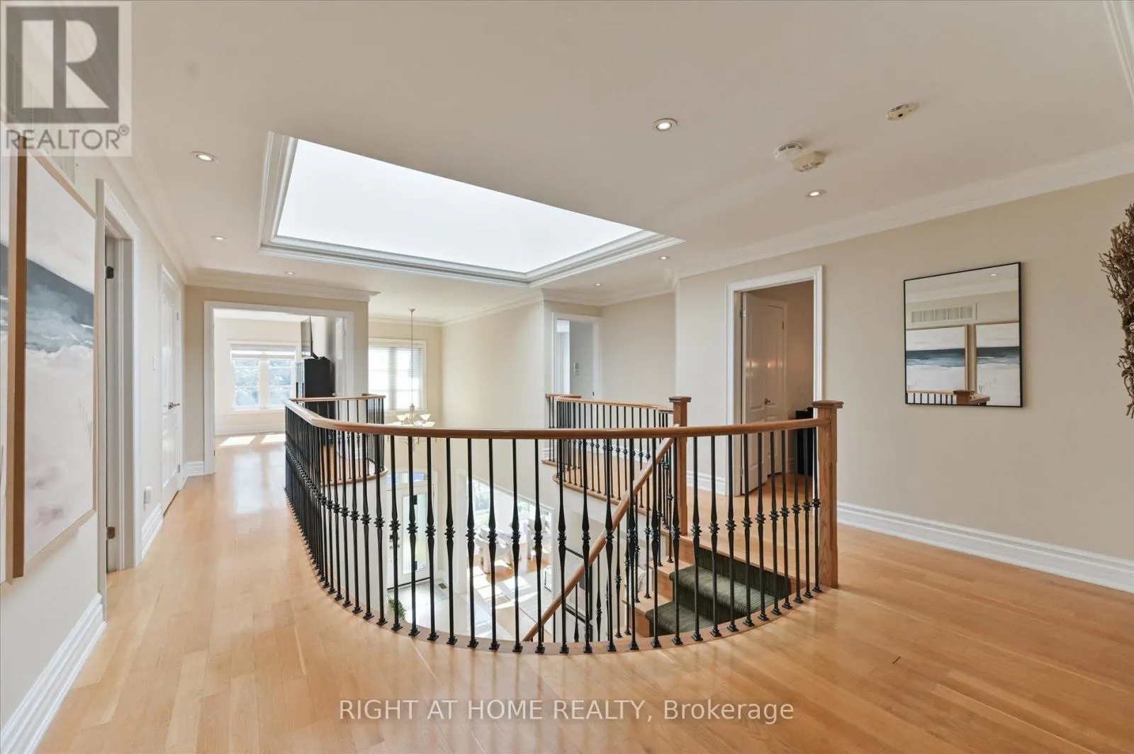 154 CHARLTON BOULEVARD
