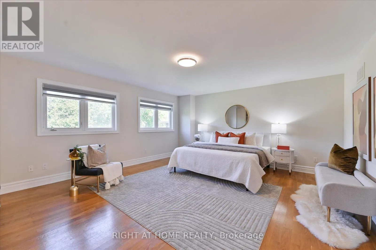 154 CHARLTON BOULEVARD