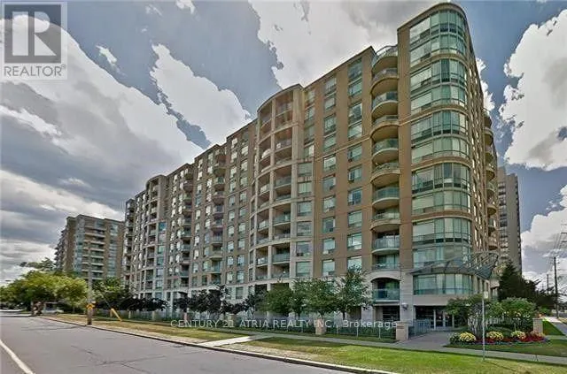 PH8 - 28 PEMBERTON AVENUE