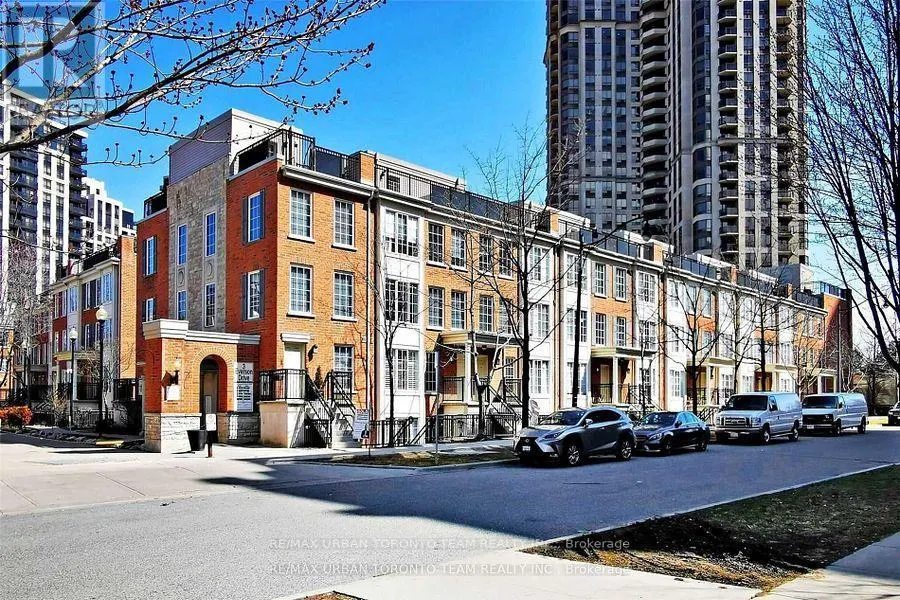 352 - 3 EVERSON DRIVE