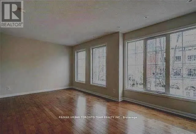 352 - 3 EVERSON DRIVE