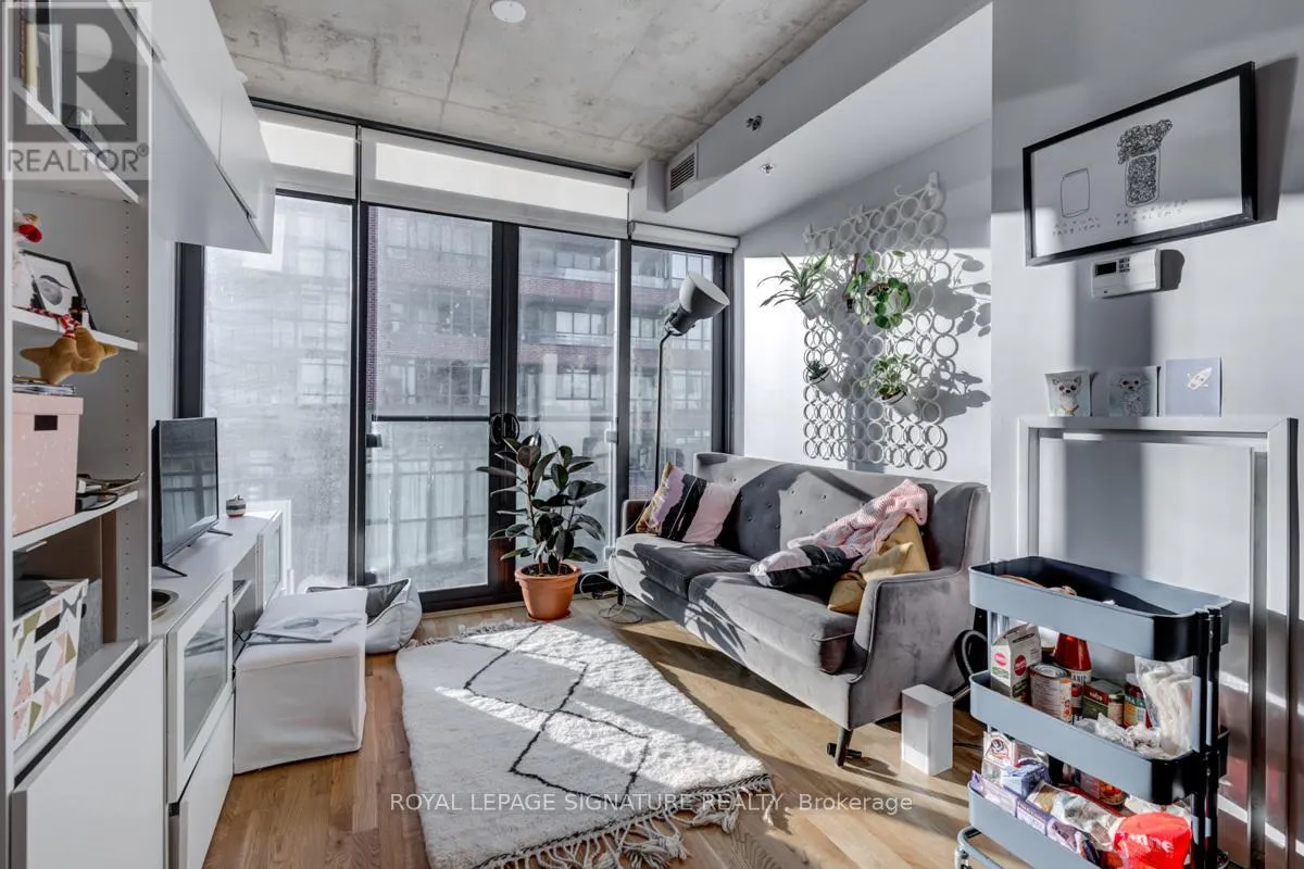 707 - 8 DOVERCOURT ROAD
