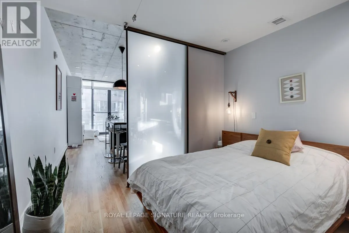 707 - 8 DOVERCOURT ROAD