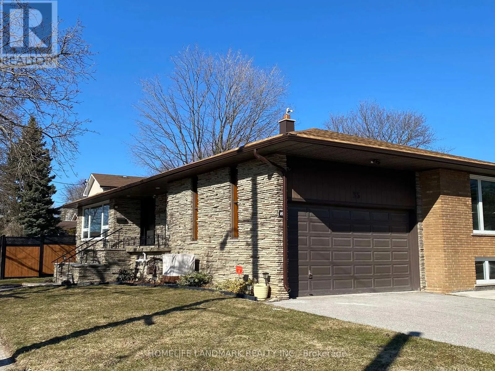 35 ROBINGROVE ROAD
