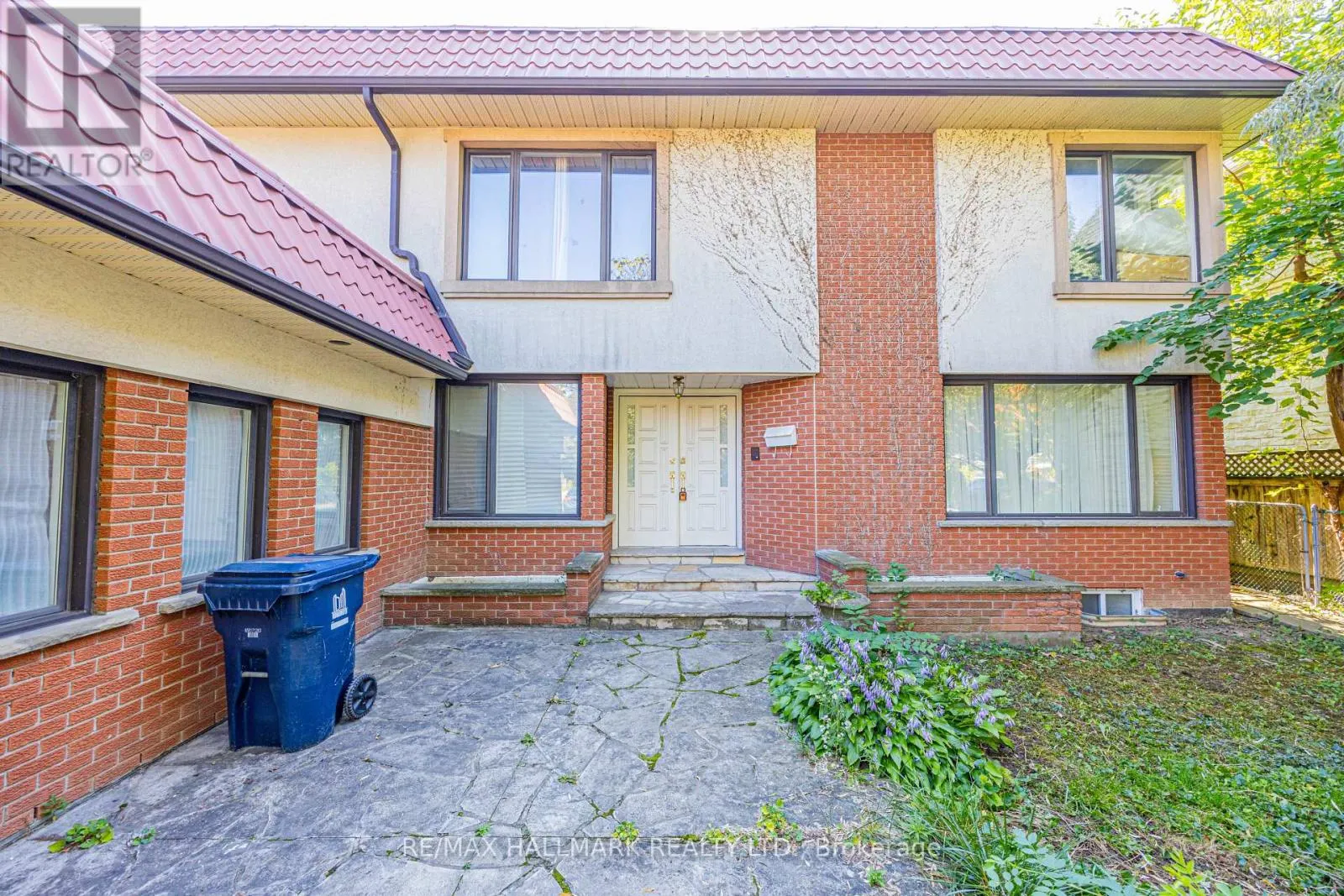 95 CAINES AVENUE