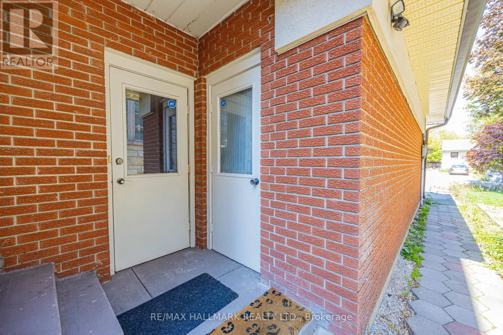 95 CAINES AVENUE