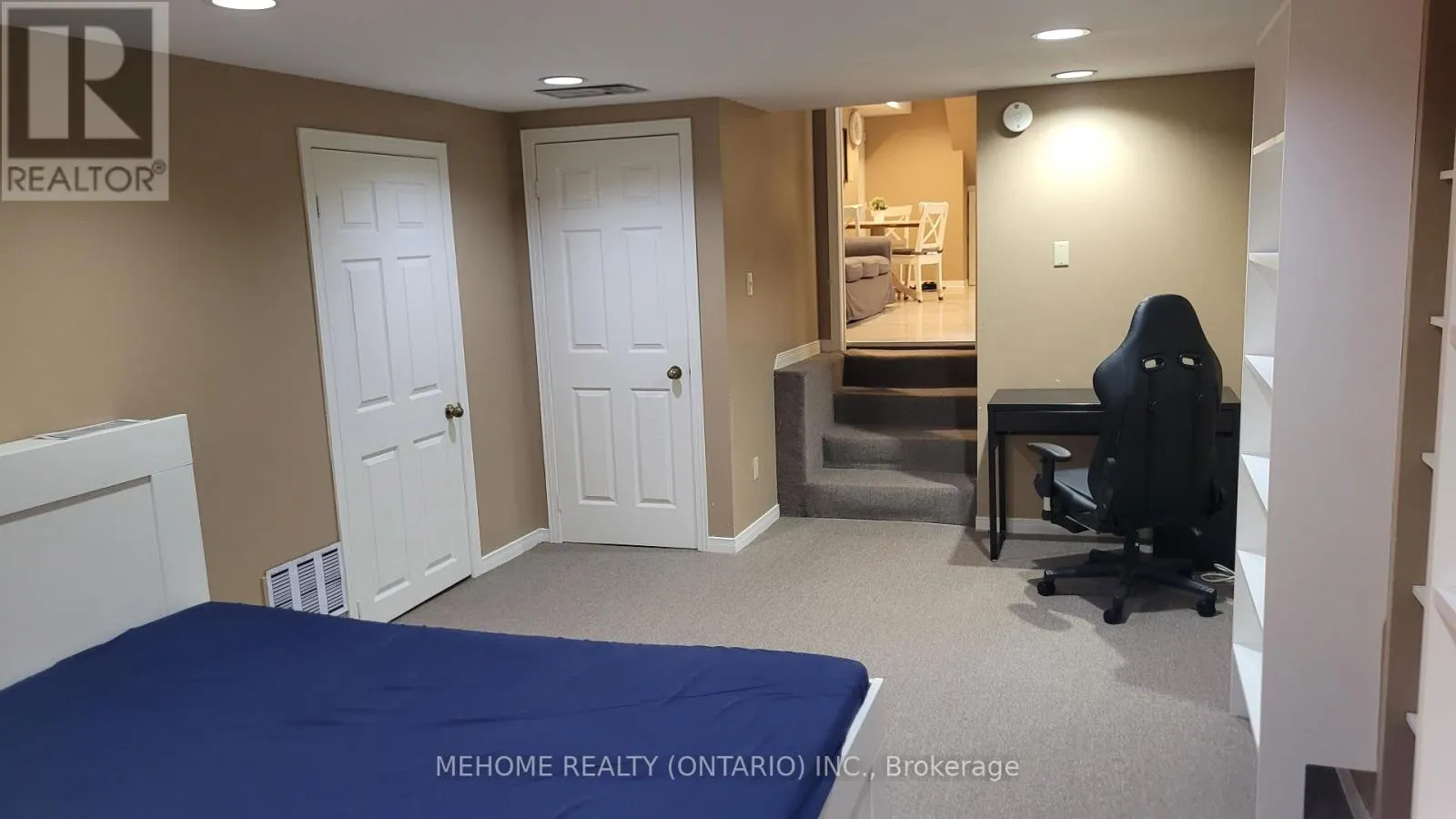 LOWER UNIT - 121 ANGUS DRIVE