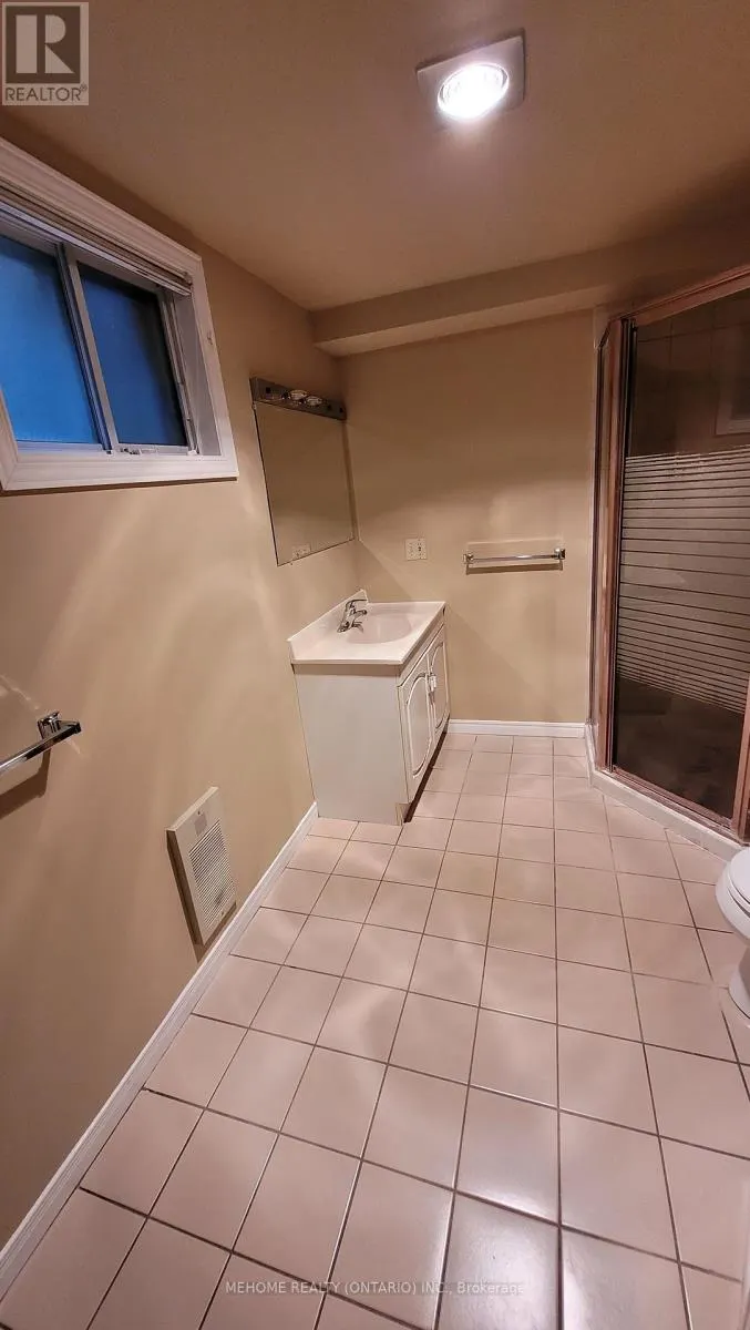 LOWER UNIT - 121 ANGUS DRIVE