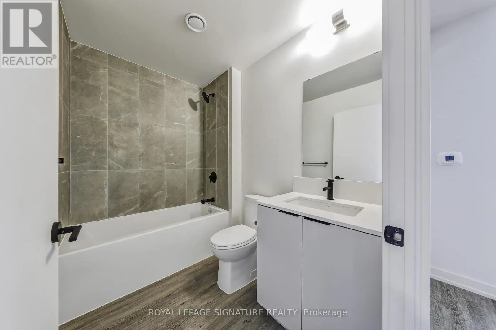 410 - 181 STERLING ROAD