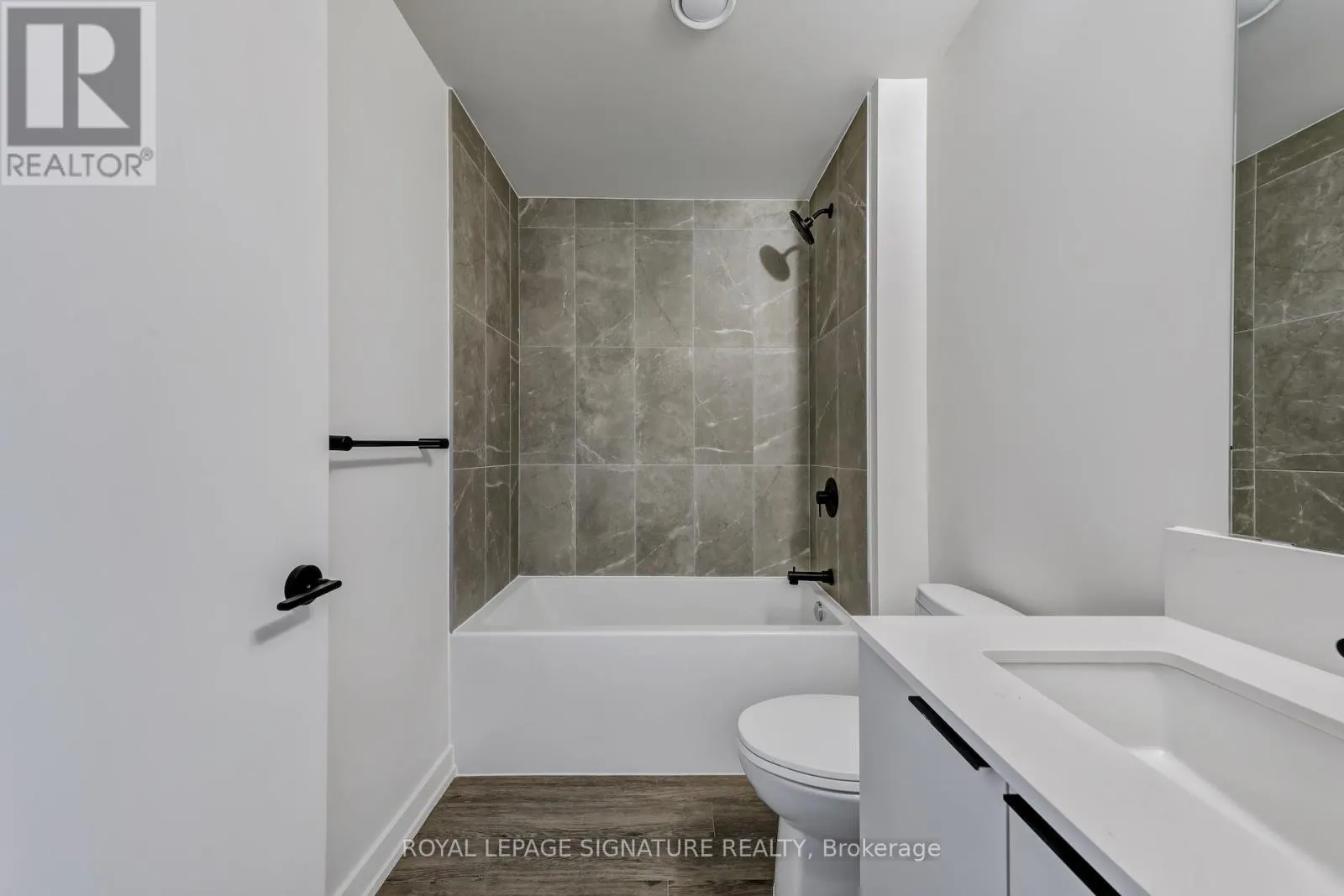 410 - 181 STERLING ROAD
